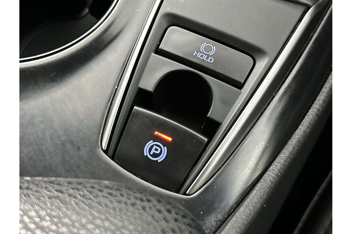2018 Toyota Camry Ascent ASV70R