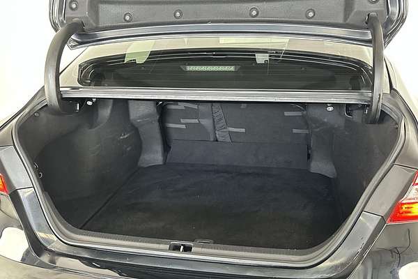 2018 Toyota Camry Ascent ASV70R
