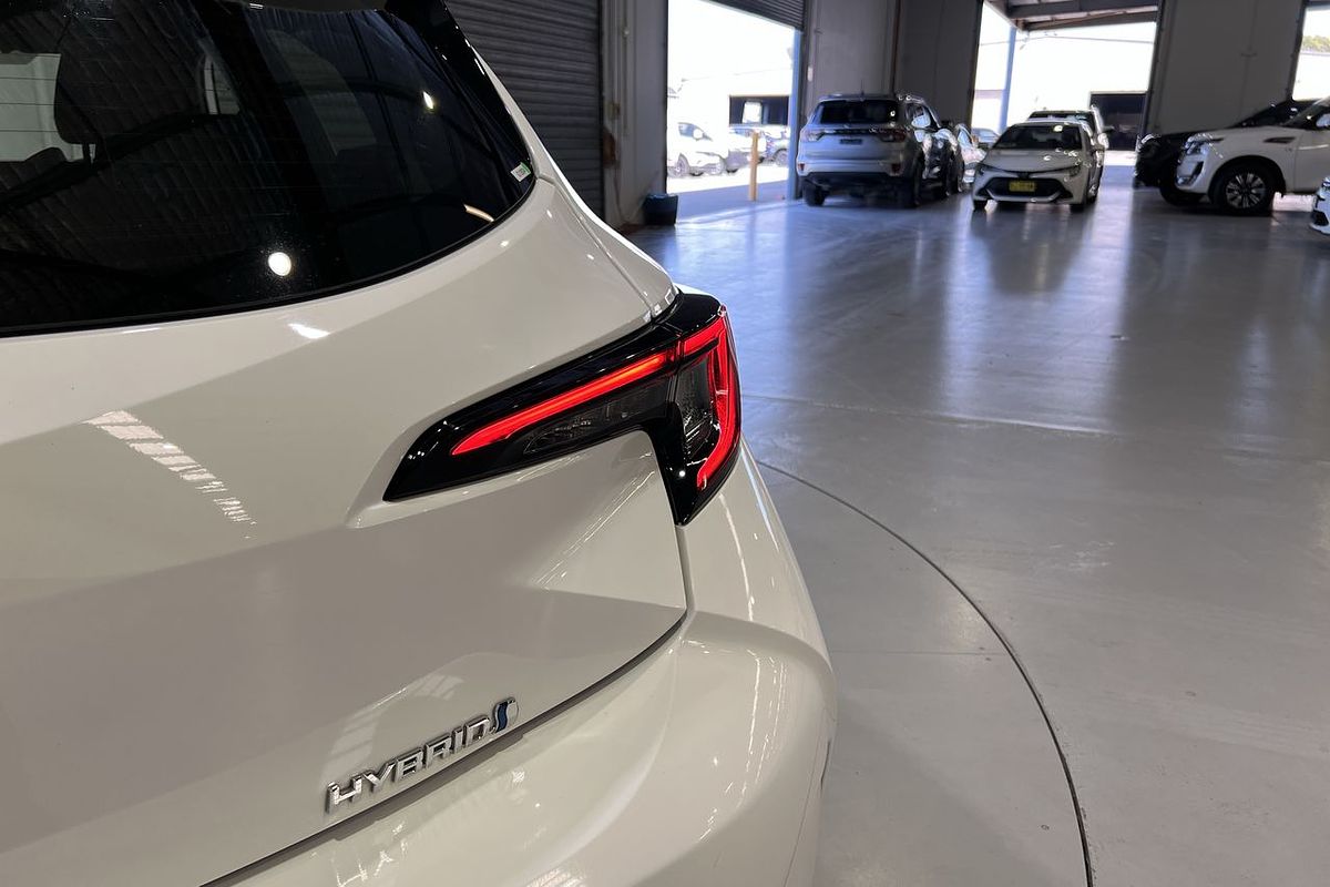 2023 Toyota Corolla Ascent Sport Hybrid ZWE219R