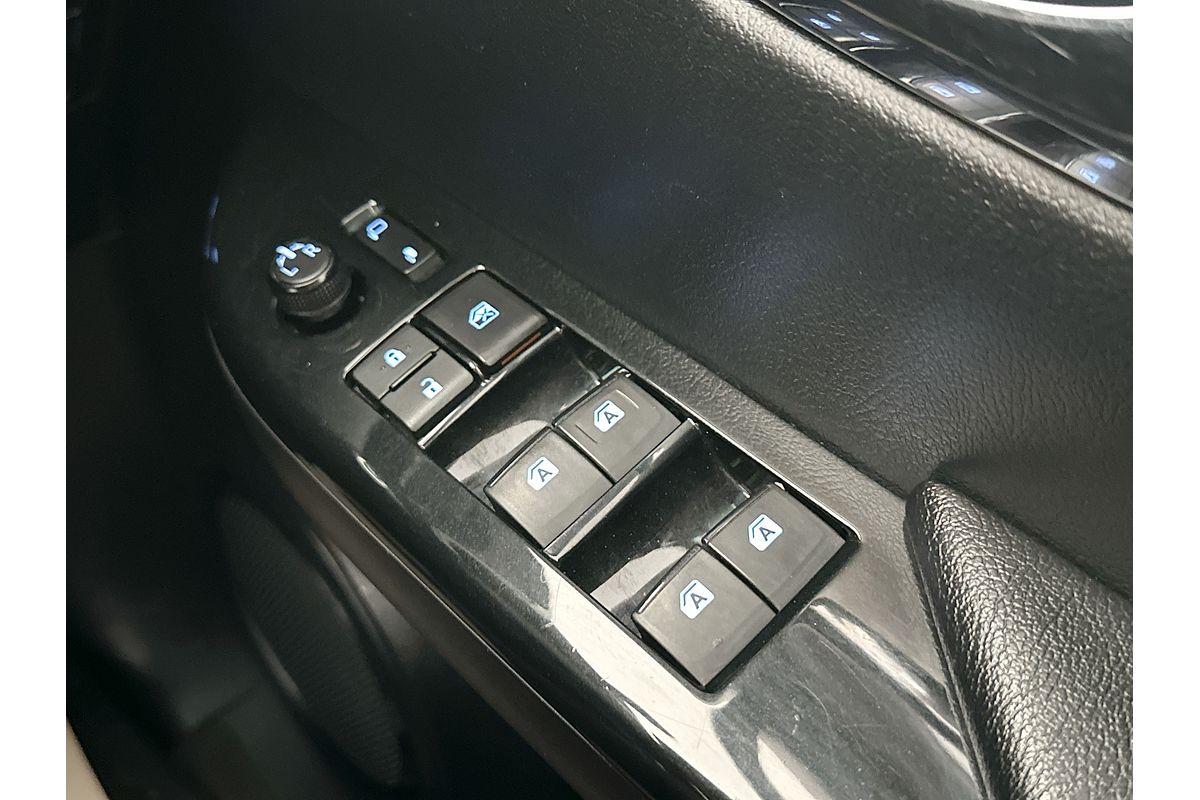 2019 Toyota Hilux Rugged X GUN126R 4X4