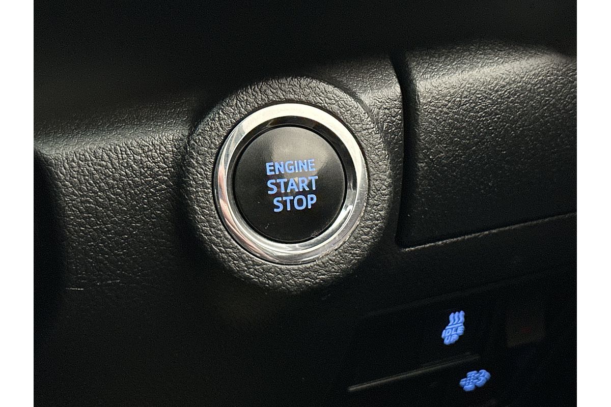 2019 Toyota Hilux SR5 GUN126R 4X4