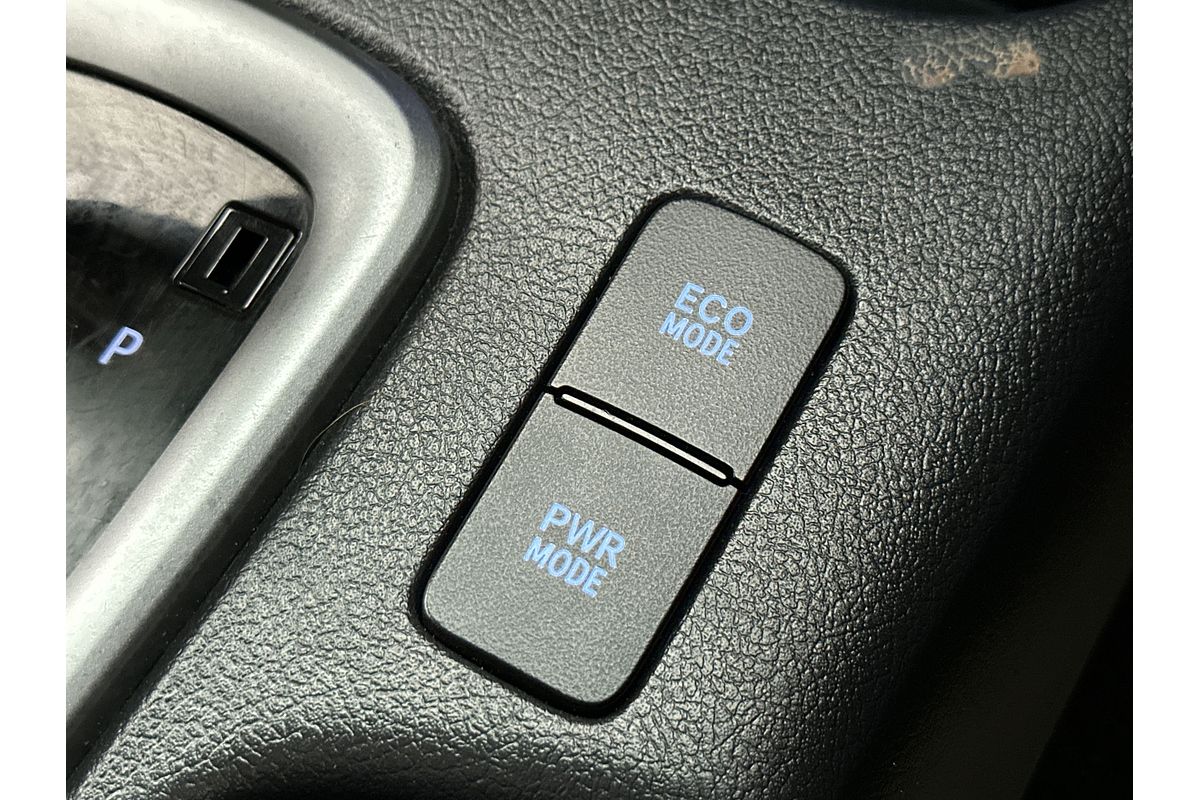 2019 Toyota Hilux SR5 GUN126R 4X4