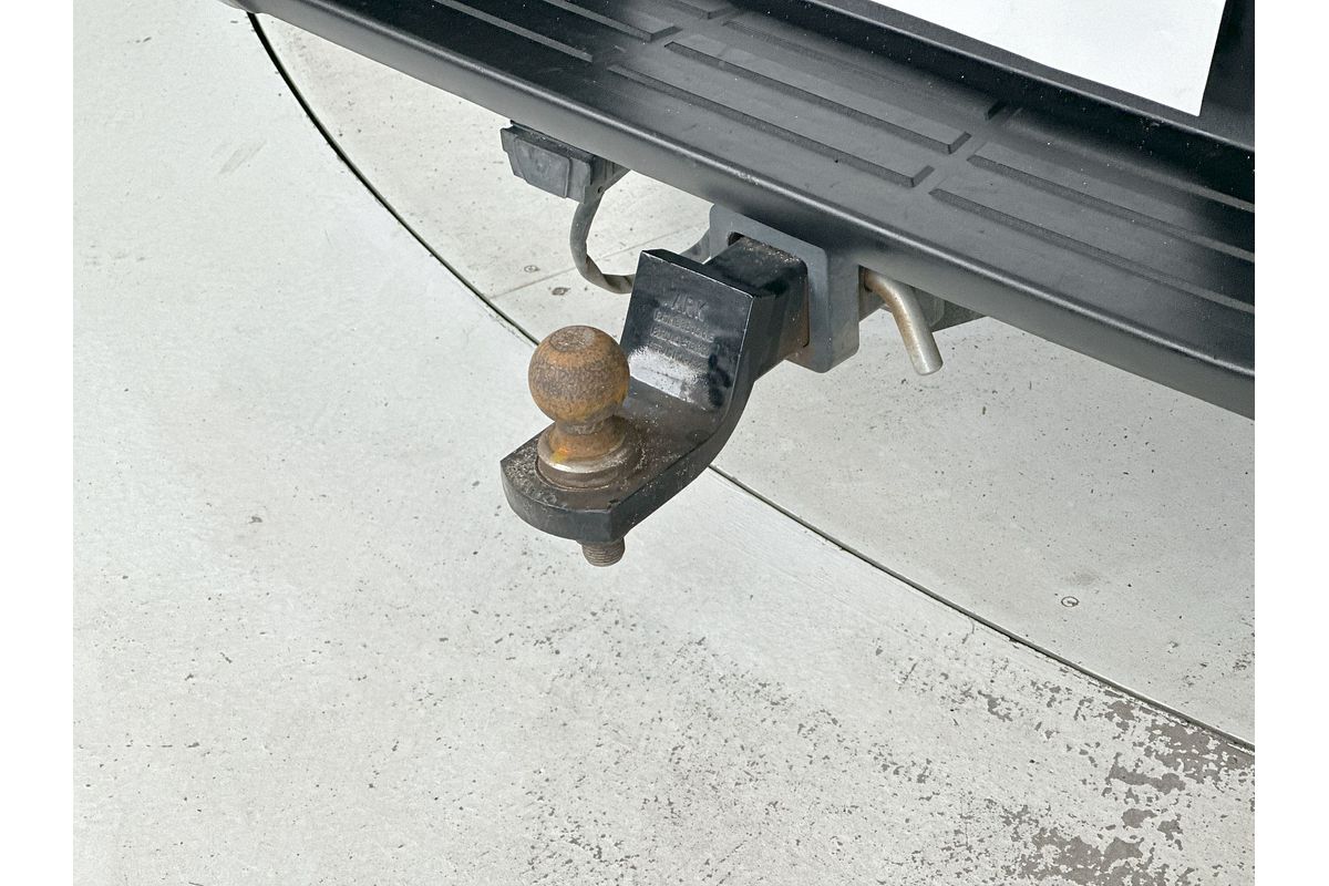 2019 Toyota Hilux SR5 GUN126R 4X4