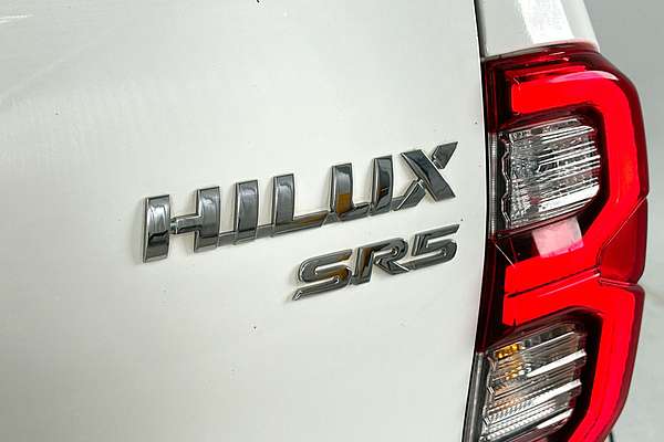 2019 Toyota Hilux SR5 GUN126R 4X4