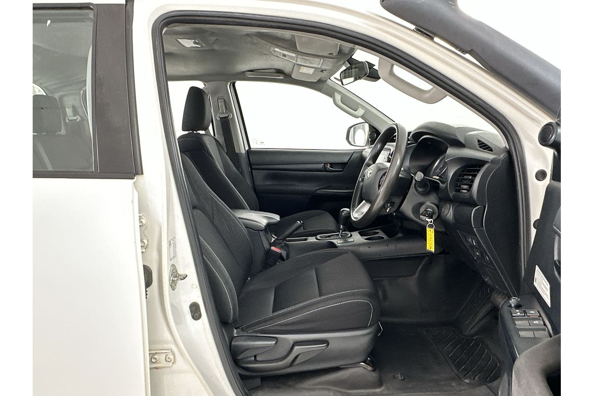 2021 Toyota Hilux SR GUN126R 4X4