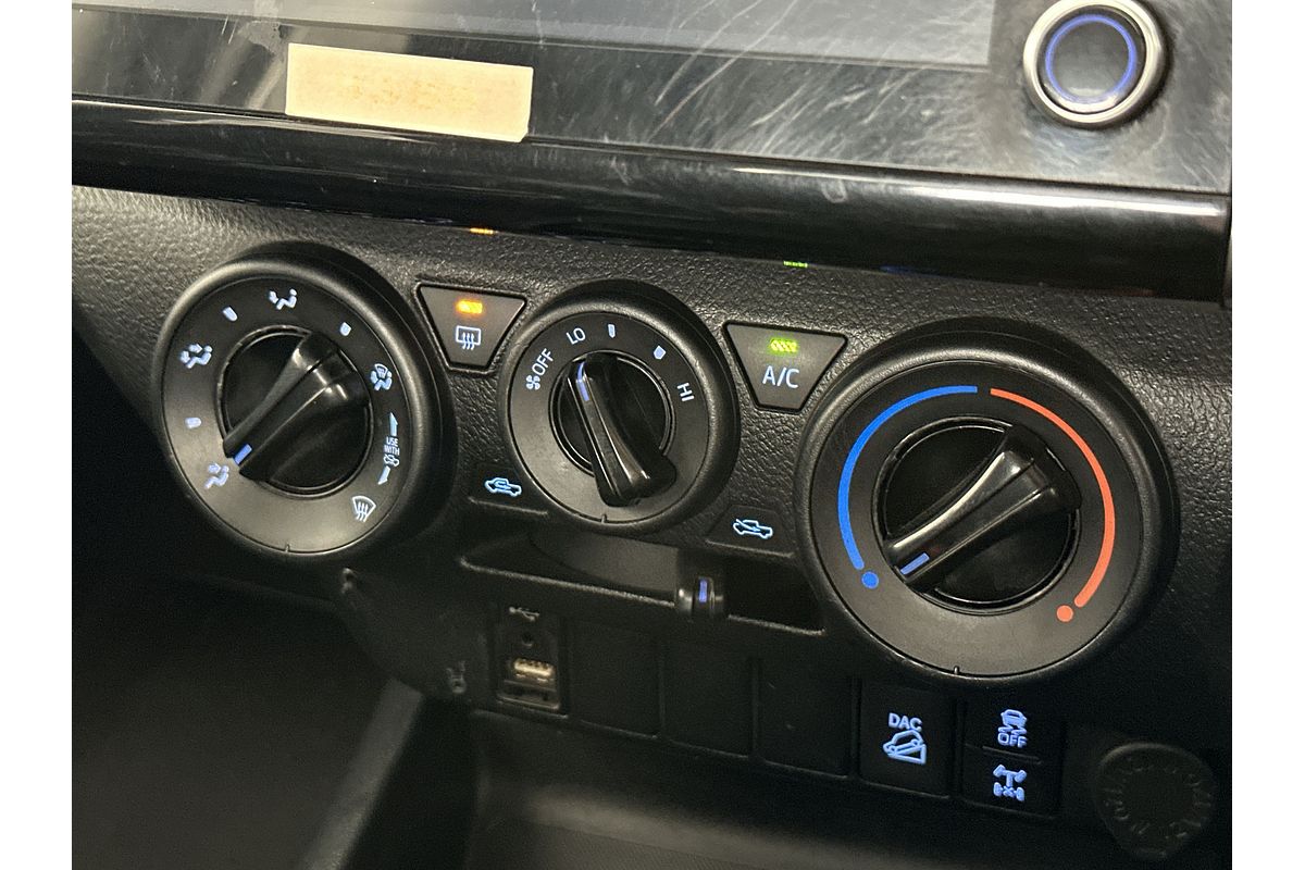 2021 Toyota Hilux SR GUN126R 4X4