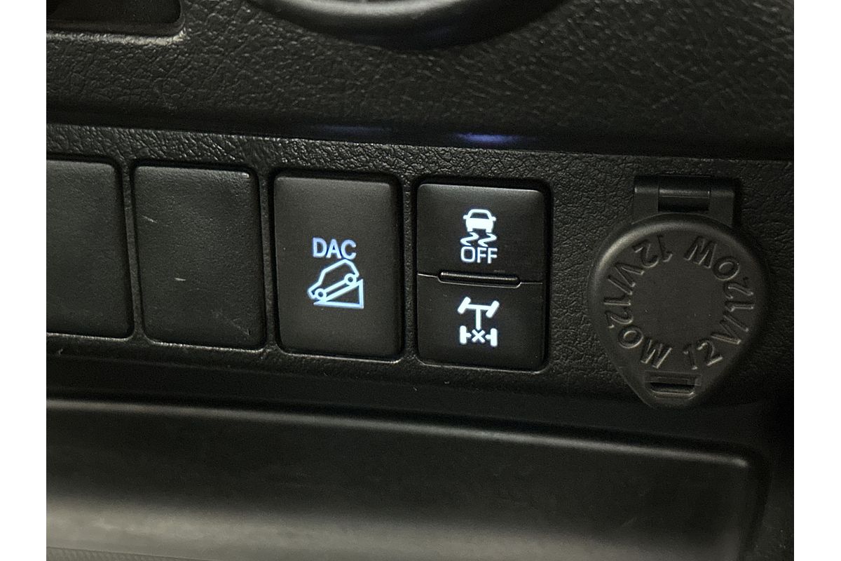 2021 Toyota Hilux SR GUN126R 4X4