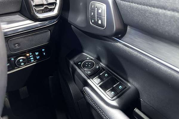 2025 Ford Everest Sport 2.0L