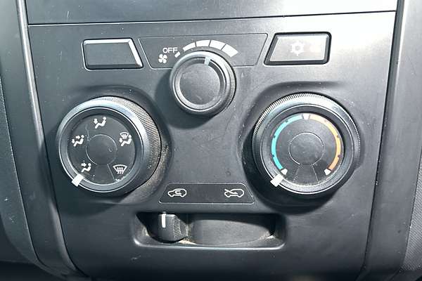 2012 Isuzu D-MAX SX Rear Wheel Drive