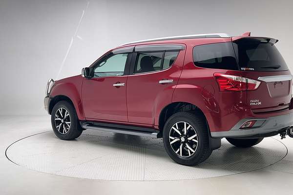 2019 Isuzu MU-X LS-T