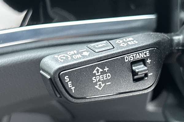 2023 Audi Q3 35 TFSI F3