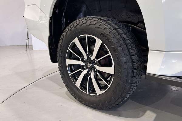 2017 Mitsubishi Pajero Sport Exceed QE