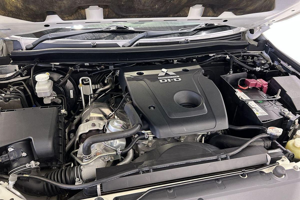 2017 Mitsubishi Pajero Sport Exceed QE