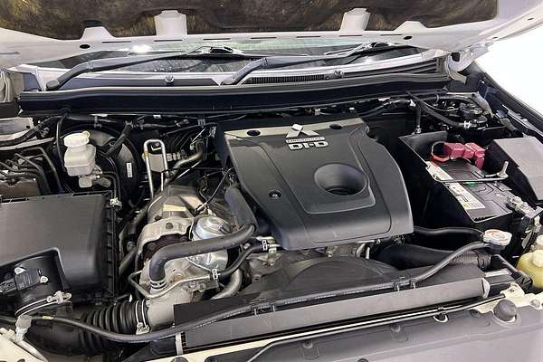 2017 Mitsubishi Pajero Sport Exceed QE