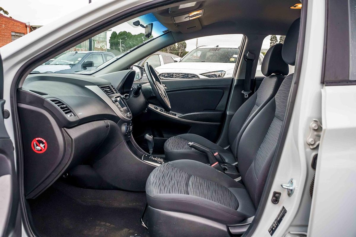 2018 Hyundai Accent Sport RB6