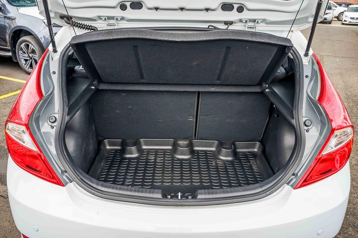 2018 Hyundai Accent Sport RB6