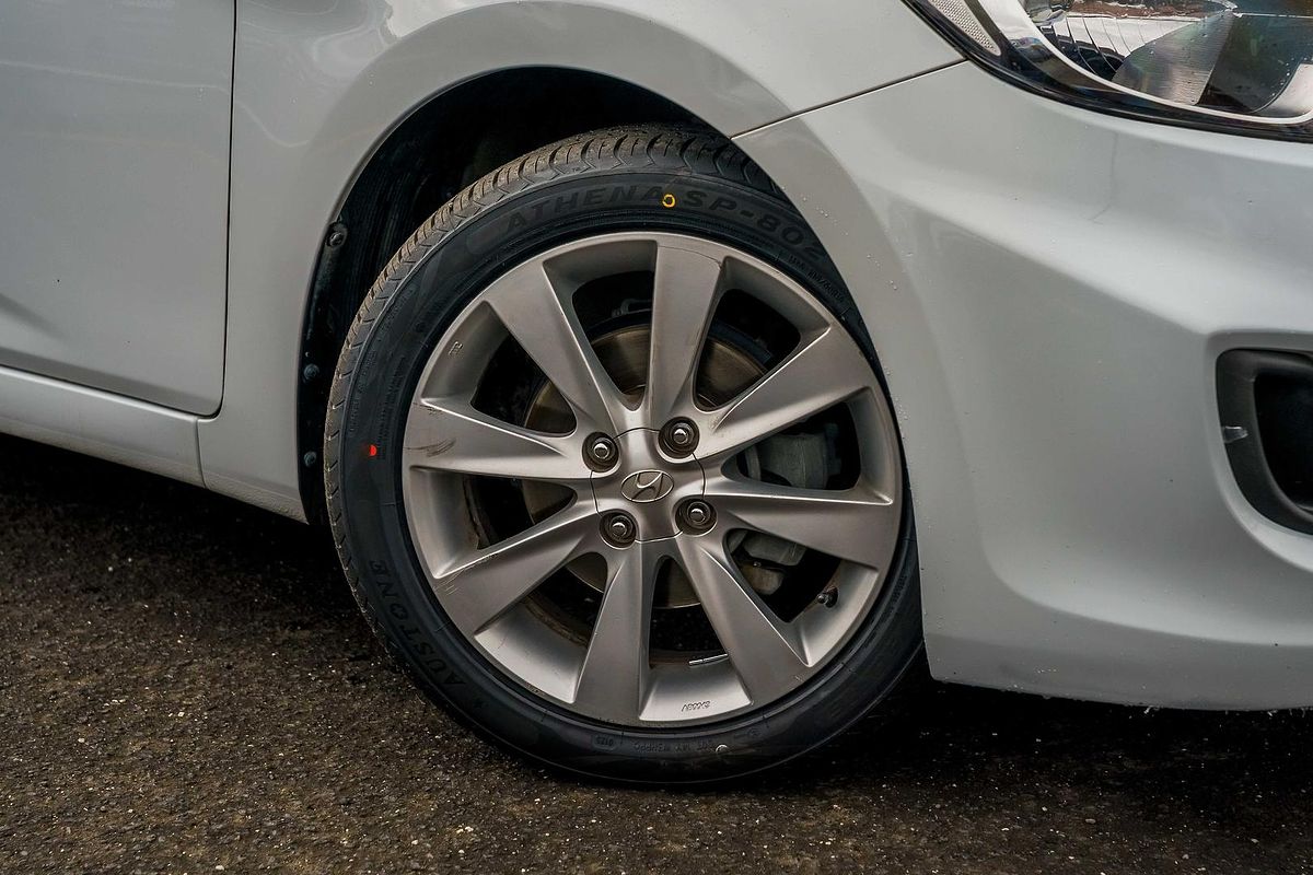 2018 Hyundai Accent Sport RB6