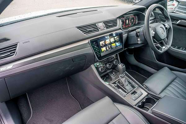 2024 SKODA Superb 206TSI SportLine NP