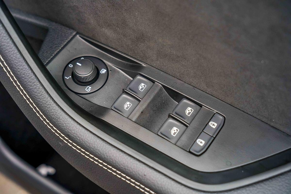 2024 SKODA Superb 206TSI SportLine NP