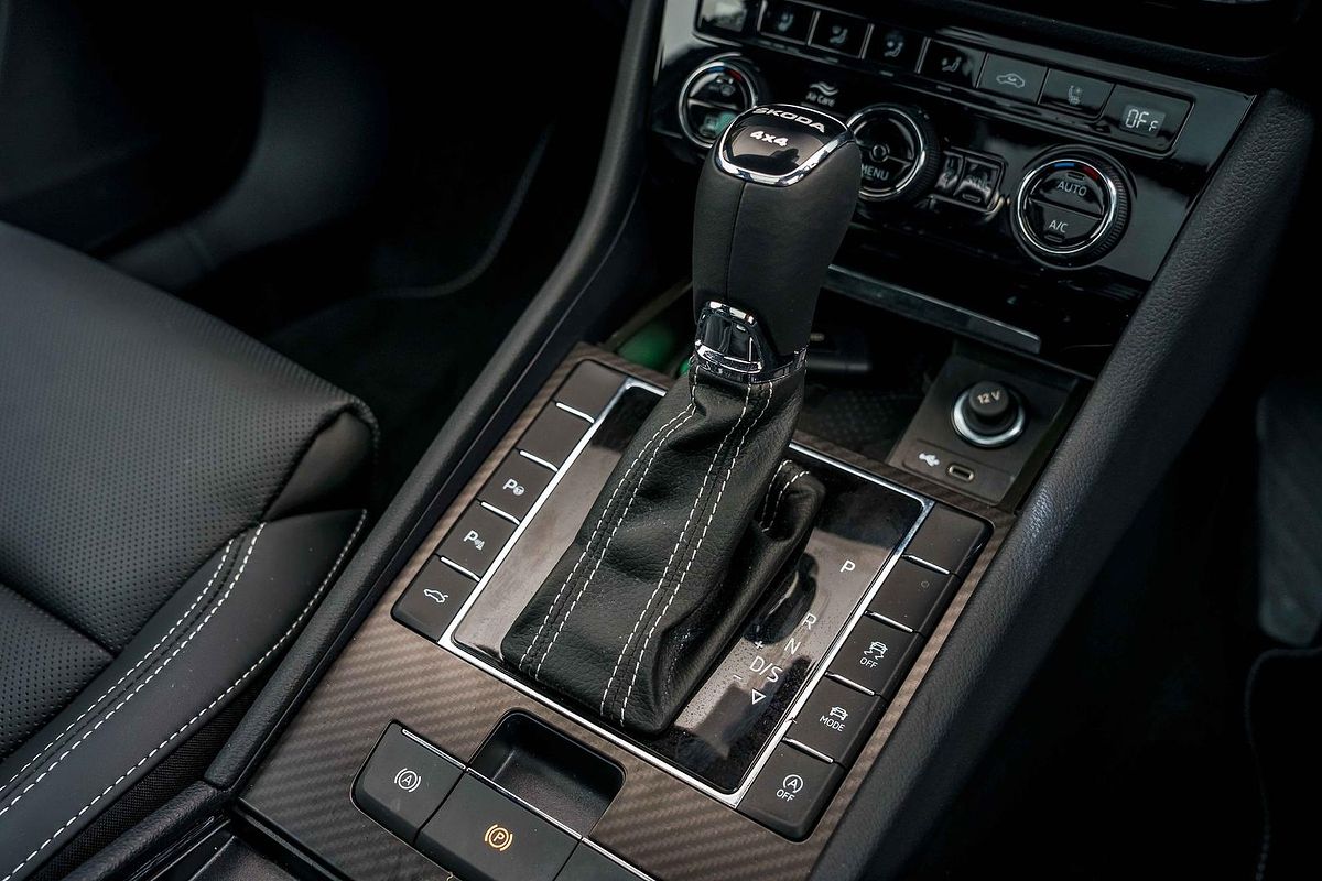 2024 SKODA Superb 206TSI SportLine NP