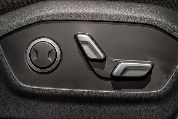 2025 Hyundai Santa Fe Hybrid MX5.V1