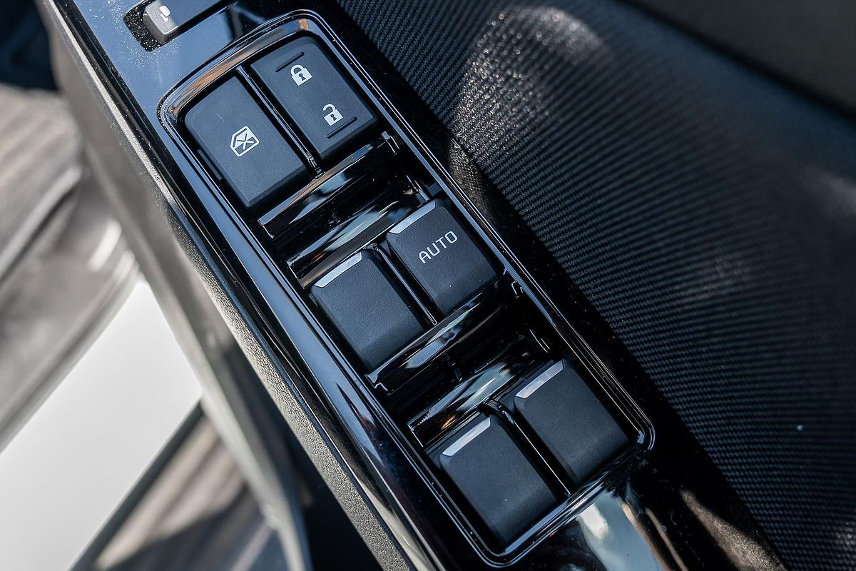 2024 Isuzu MU-X LS-U