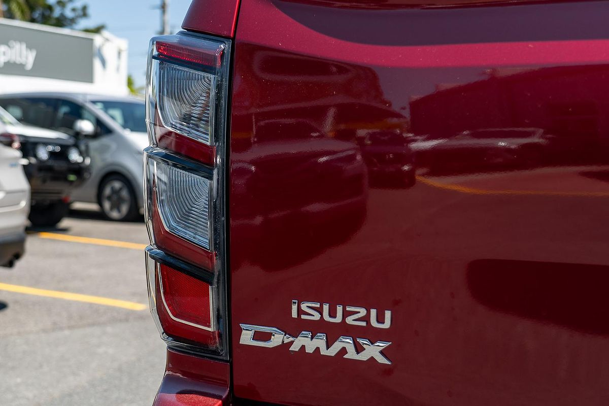 2025 Isuzu D-MAX X-TERRAIN 4X4