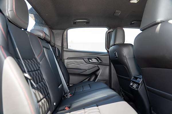 2025 Isuzu D-MAX X-TERRAIN 4X4