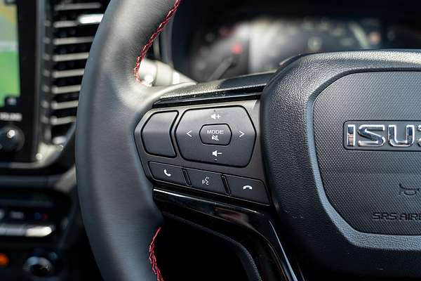2025 Isuzu D-MAX X-TERRAIN 4X4