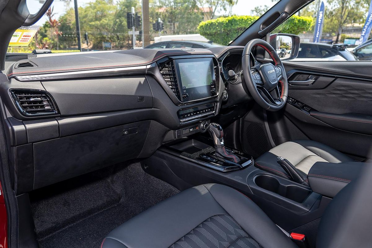 2025 Isuzu D-MAX X-TERRAIN 4X4