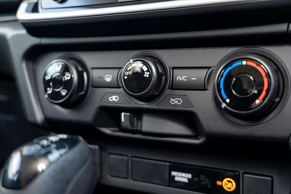 2025 Isuzu MU-X LS-M