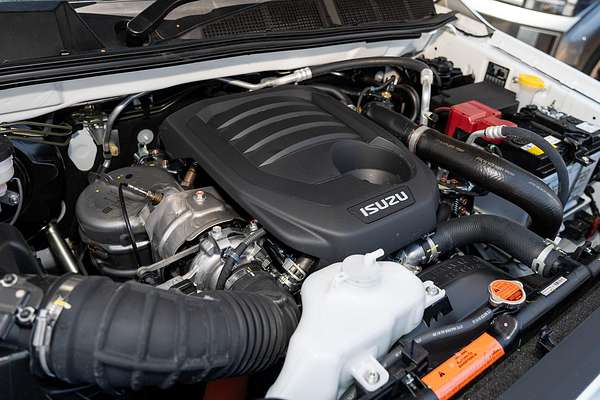 2025 Isuzu MU-X LS-M