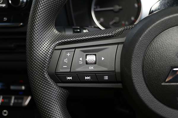 2025 Mitsubishi Triton GLS MV 4X4
