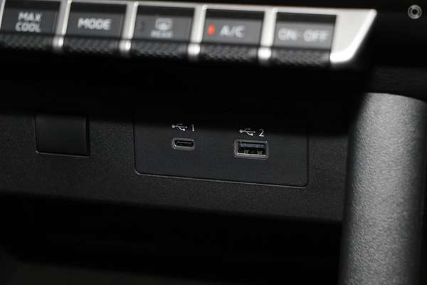 2025 Mitsubishi Triton GLS MV 4X4
