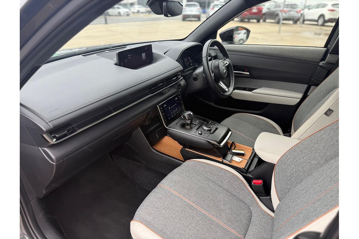 2023 Mazda MX-30 G20e Touring DR Series