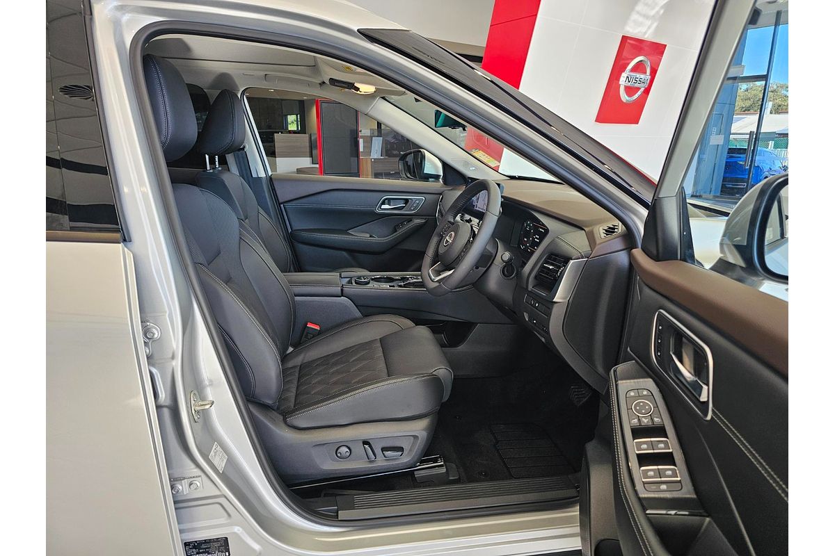 2025 Nissan X-TRAIL Ti-L e-POWER T33