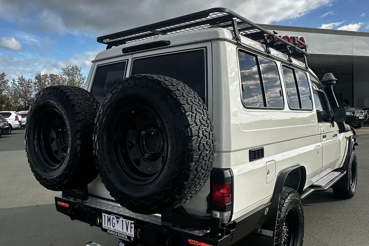 2018 Toyota Landcruiser GXL Troopcarrier VDJ78R