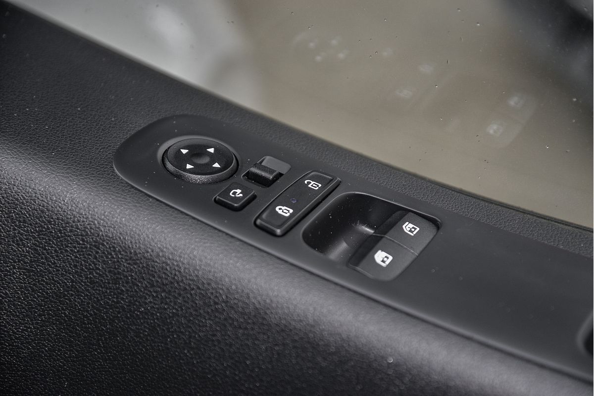 2024 Hyundai STARIA LOAD US4.V2