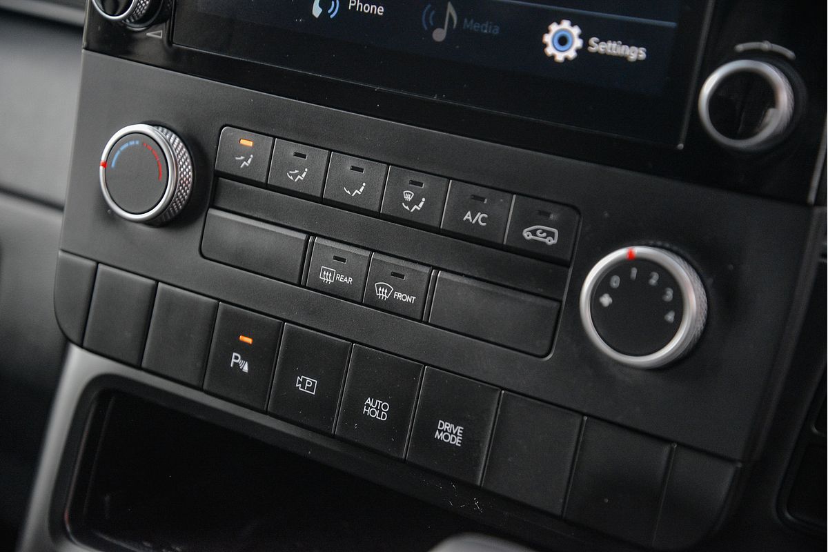 2024 Hyundai STARIA LOAD US4.V2