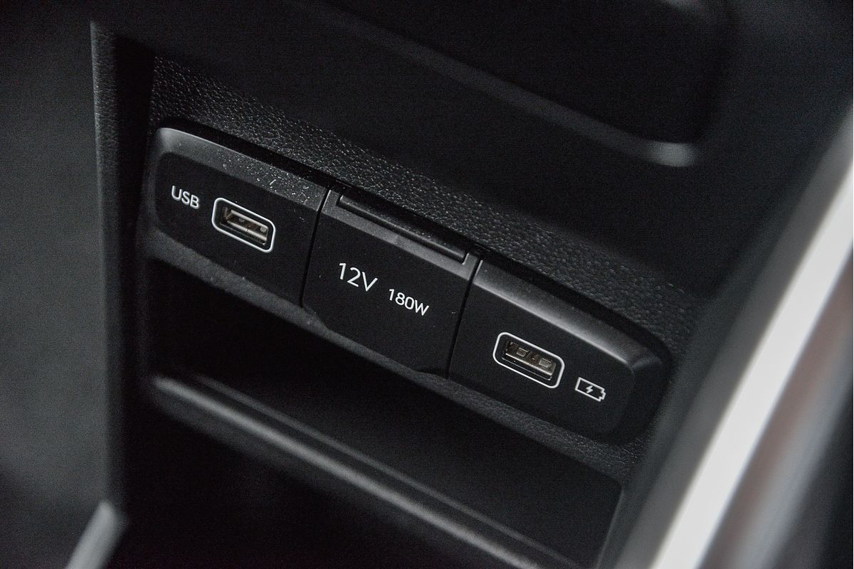 2024 Hyundai STARIA LOAD US4.V2