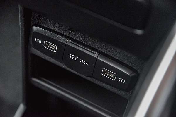 2024 Hyundai STARIA LOAD US4.V2