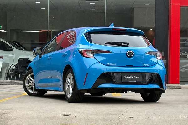 2018 Toyota Corolla Ascent Sport Hybrid ZWE211R