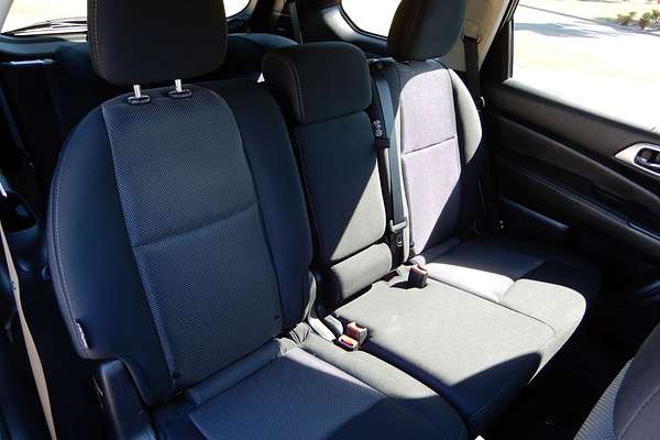 2018 Nissan Pathfinder ST R52 Series III