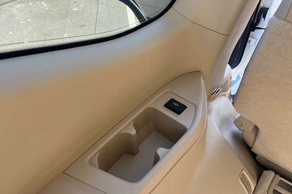 2024 Toyota Landcruiser VX FJA300R