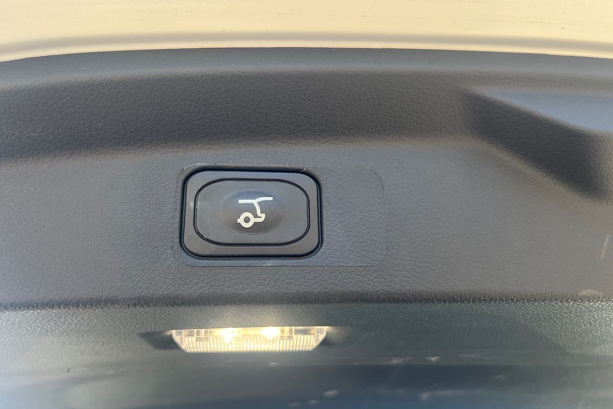 2025 Ford Everest PLATINUM (4WD) MY25.25 3.0L