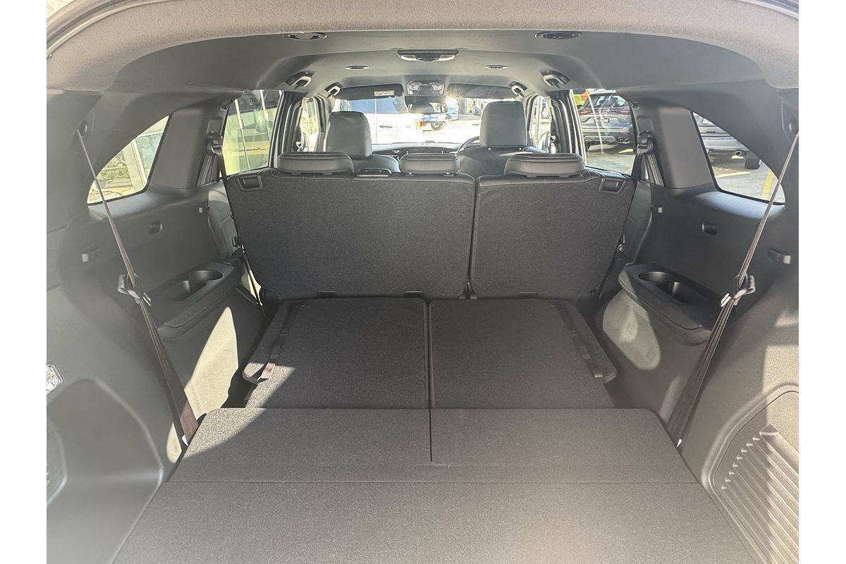 2025 Isuzu MU-X LS-T