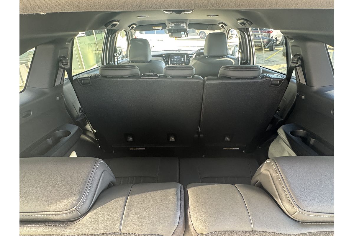 2025 Isuzu MU-X LS-T