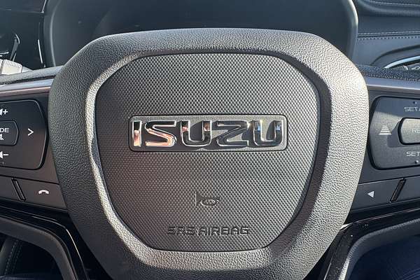 2025 Isuzu MU-X LS-T