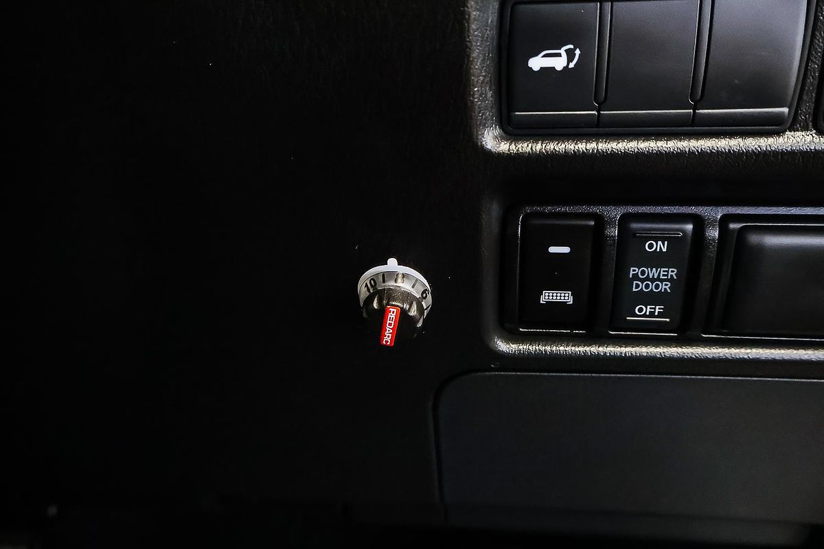 2019 Nissan Patrol Ti-L Y62 Series 4