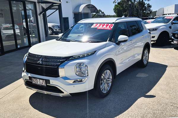 2023 Mitsubishi Outlander LS ZM